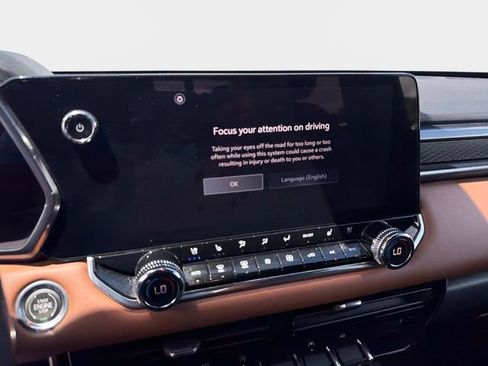 Used 2023 GMC Canyon AT4 w/ LPO, Sports Bar Package image 21