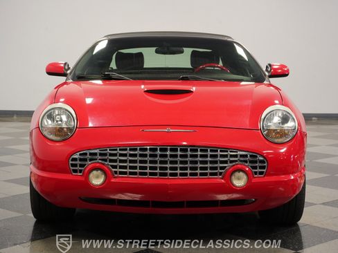 Used 2003 Ford Thunderbird image 17