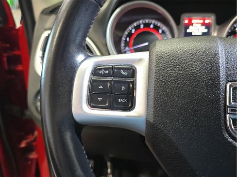 Used 2019 Dodge Journey SE FWD image 12