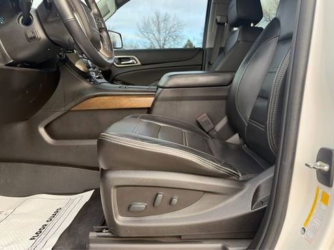 Used 2018 GMC Yukon Denali w/ Denali Ultimate Package image 18
