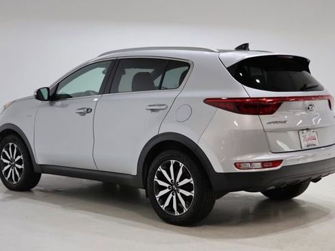 Used 2017 Kia Sportage EX w/ EX Technology Package AWD/4WD image 6