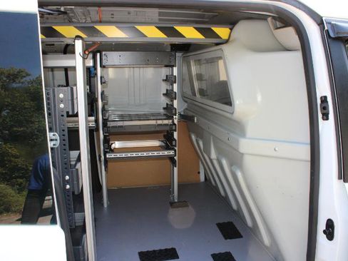 Used 2022 Ford Transit Connect XL image 23