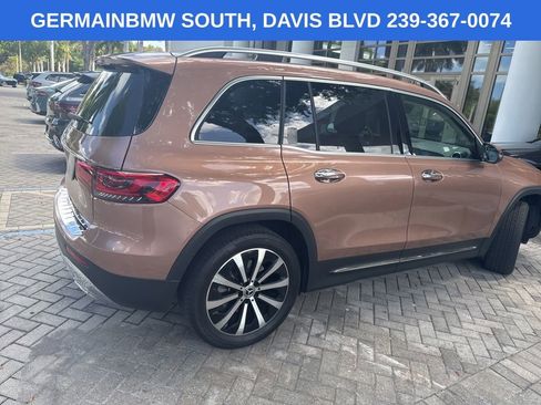 Used 2023 Mercedes-Benz GLB 250 image 8