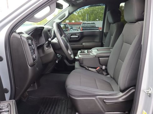 Used 2020 Chevrolet Silverado 1500 Custom Trail Boss w/ Custom Convenience Package AWD/4WD image 4
