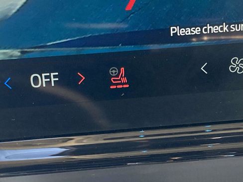 Used 2025 Ford Expedition Max Active image 27