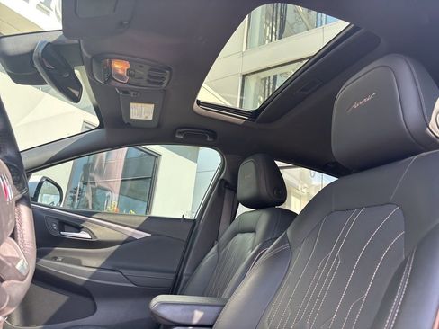 Used 2024 Buick Envista Avenir image 40