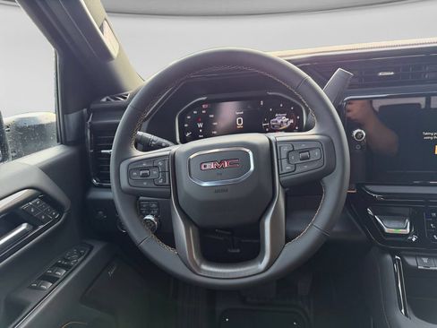 New 2026 GMC Sierra 2500 AT4 w/ AT4 Premium Plus Package AWD/4WD image 12