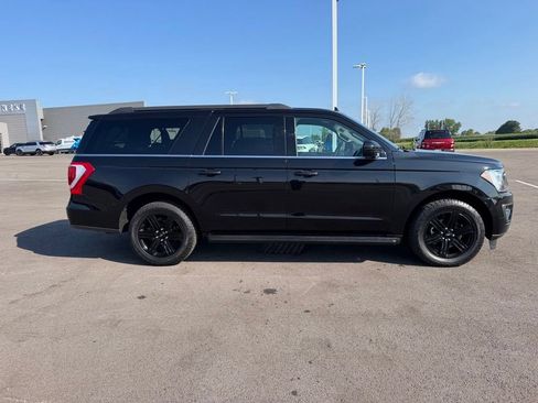 Used 2021 Ford Expedition Max XLT w/ Black Accent Package AWD/4WD image 4