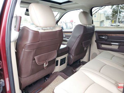 Used 2018 RAM 2500 Longhorn w/ Longhorn Southfork Package image 33