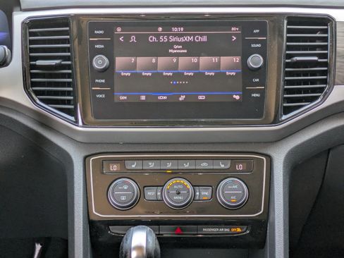 Used 2022 Volkswagen Atlas SE FWD image 18