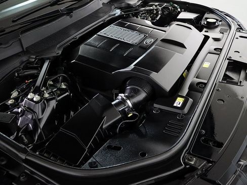 Used 2019 Land Rover Range Rover HSE image 42