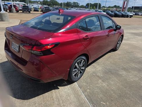 Certified 2025 Nissan Versa SV w/ Trunk Package FWD image 9