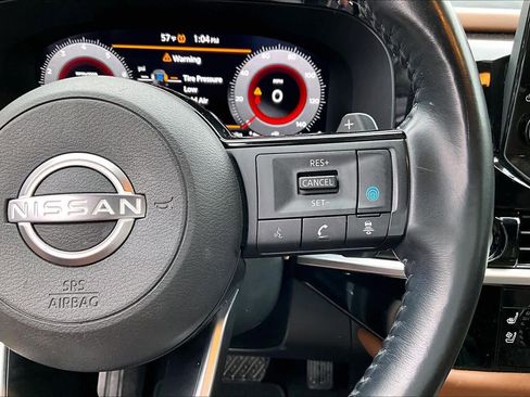 Used 2023 Nissan Pathfinder Platinum w/ Cargo Package image 21