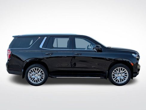 Used 2024 Chevrolet Tahoe LT w/ LT Signature Package AWD/4WD image 2