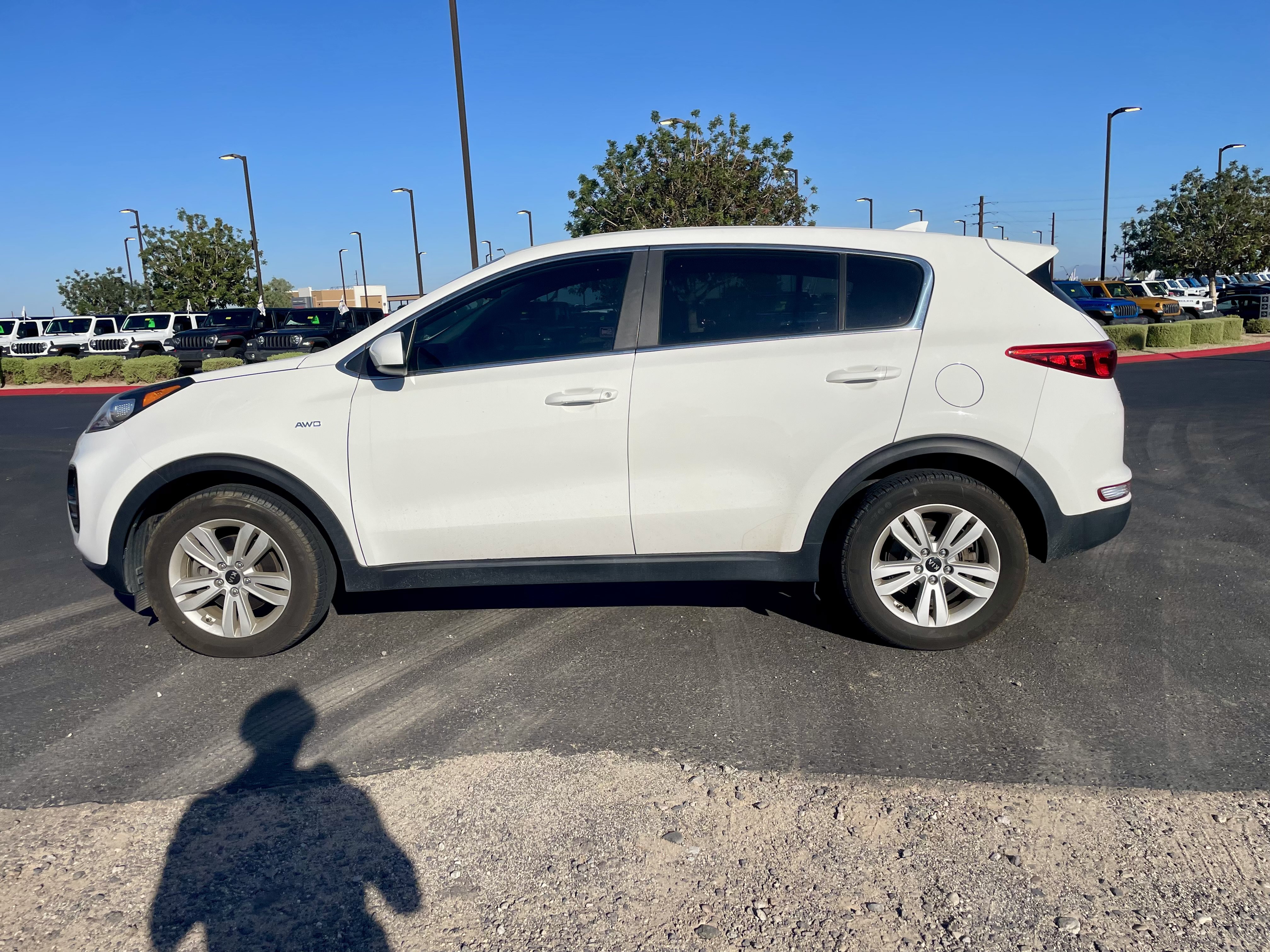 Used 2019 Kia Sportage LX AWD/4WD image 2