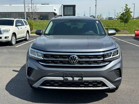 Certified 2023 Volkswagen Atlas SE AWD/4WD image 2