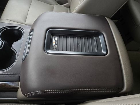 Used 2017 Chevrolet Tahoe LT image 23