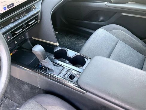 Certified 2025 Toyota Camry LE FWD image 30