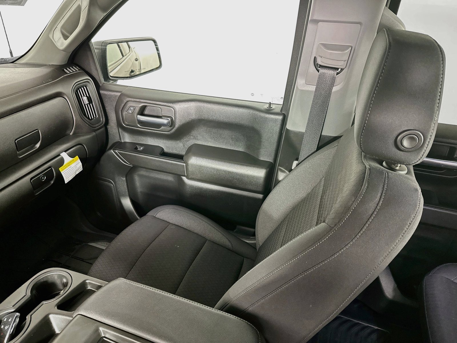 Used 2024 Chevrolet Silverado 1500 Custom w/ Turbomax Blackout Package AWD/4WD image 23