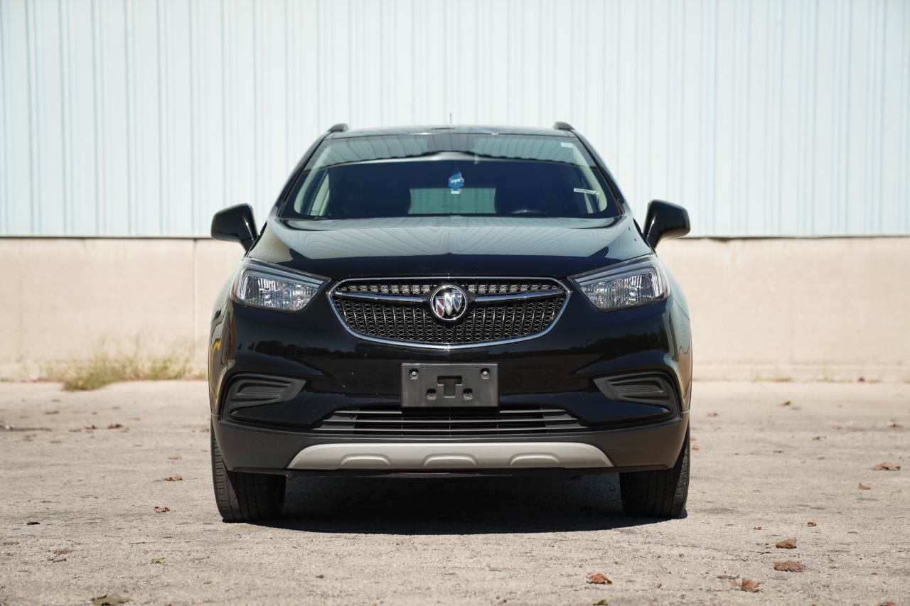 Used 2021 Buick Encore Preferred AWD/4WD image 3
