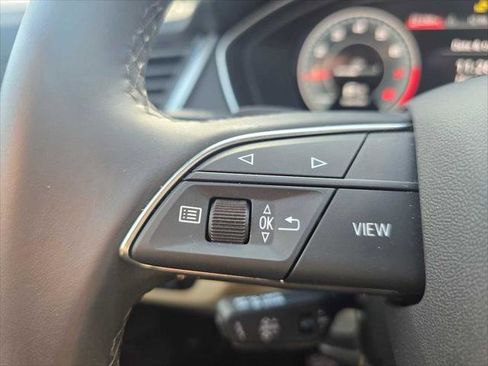 Certified 2025 Audi Q5 2.0T Premium w/ Convenience Plus Package image 33