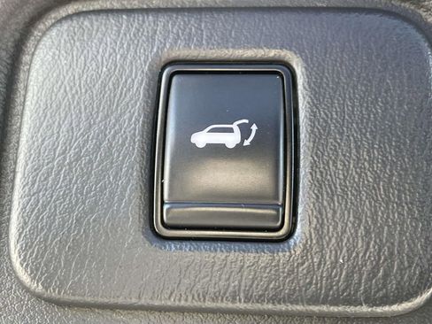 Used 2022 Nissan Murano SL image 12