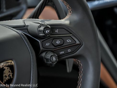 Used 2026 Lamborghini Temerario AWD/4WD image 25