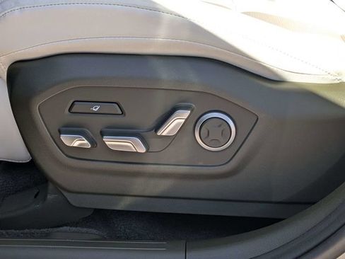 Used 2025 Hyundai Santa Fe Calligraphy AWD/4WD image 20