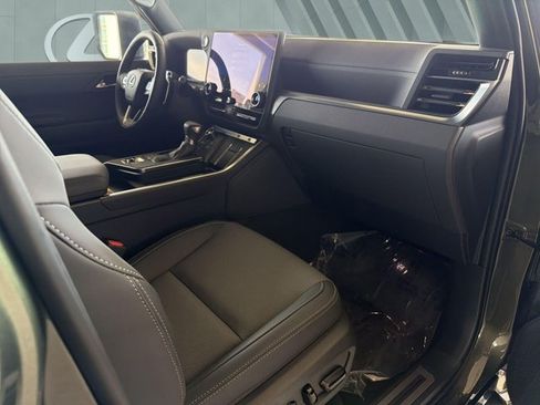 Certified 2026 Lexus GX 550 w/ Cold Area Package AWD/4WD image 26