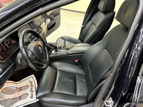 Used 2013 BMW 550i Sedan image 20