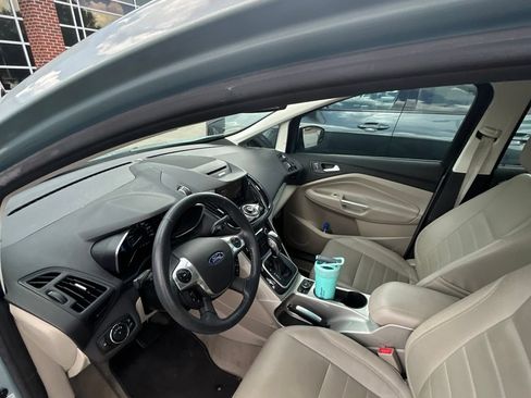 Used 2014 Ford C-MAX SEL w/ Equipment Group 302A FWD image 5