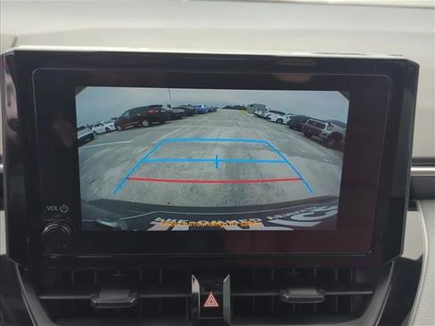 Used 2024 Toyota Corolla SE image 17