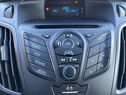 Used 2013 Ford Focus S image 25