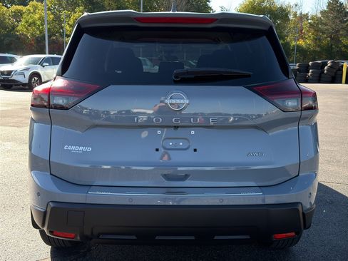 New 2026 Nissan Rogue SV image 7