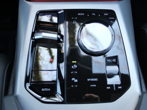 Used 2025 BMW X3 xDrive30i w/ Premium Package image 34