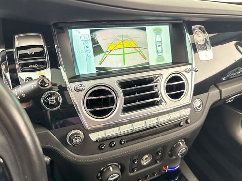 Used 2014 Rolls-Royce Wraith RWD image 20