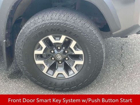 Used 2023 Toyota Tacoma TRD Off-Road AWD/4WD image 11
