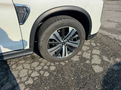 Used 2020 Mitsubishi Outlander Sport SE image 9