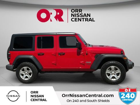 Used 2018 Jeep Wrangler Unlimited Sport S AWD/4WD image 4