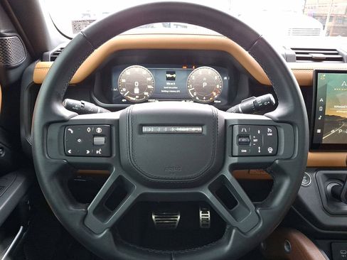 Certified 2024 Land Rover Defender 110 X image 20