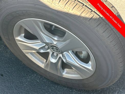 Used 2025 Toyota RAV4 XLE FWD image 2
