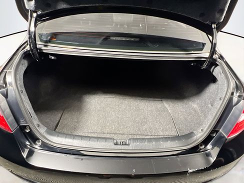 Used 2017 Honda Accord Sport image 32