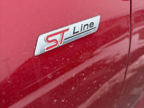 Used 2025 Ford Escape ST-Line Elite image 9