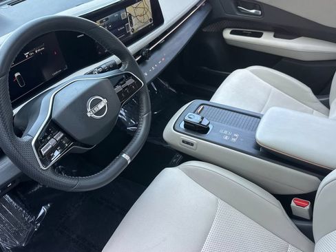 Used 2024 Nissan Ariya FWD image 9