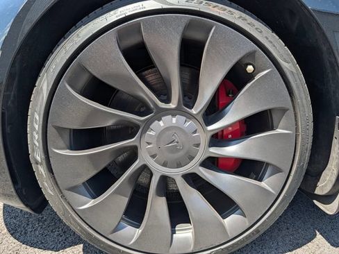 Used 2023 Tesla Model 3 Performance AWD/4WD image 9