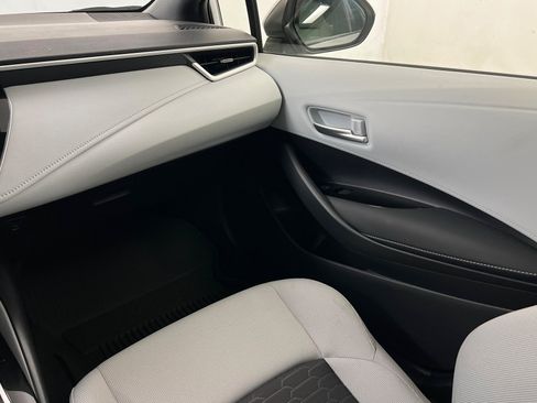 Used 2023 Toyota Corolla SE FWD image 11