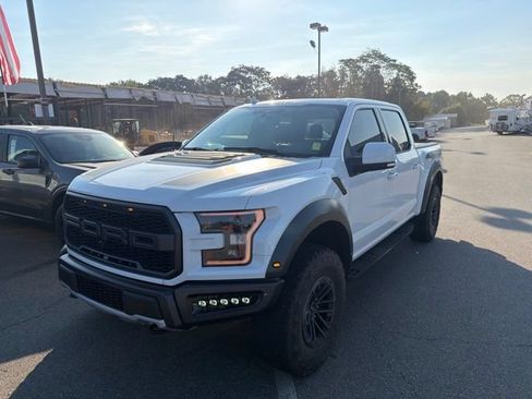Used 2020 Ford F150 Raptor w/ Equipment Group 802A Luxury AWD/4WD image 1