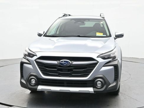 Used 2024 Subaru Outback Touring XT AWD/4WD image 2