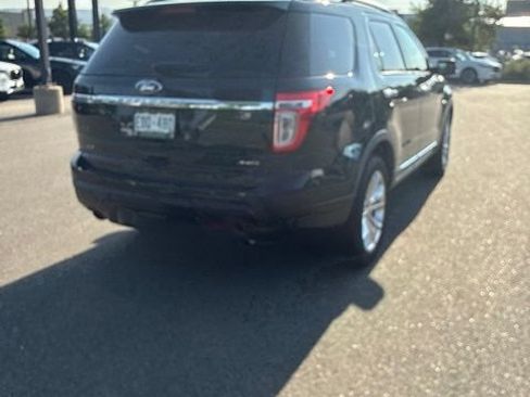 Used 2014 Ford Explorer XLT w/ Equipment Group 202A AWD/4WD image 4