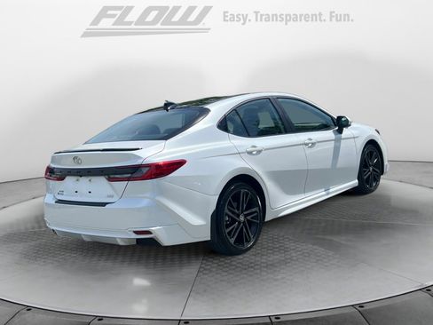 Used 2025 Toyota Camry XSE w/ Premium Plus Package image 9